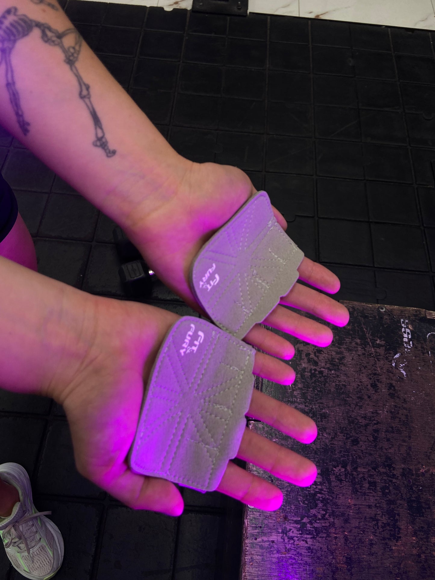 Calleras para entrenar gym| levantamiento de pesas| elevate Silver