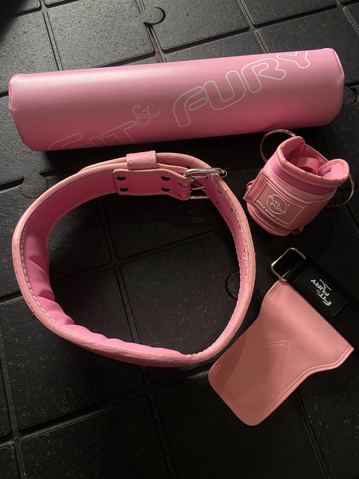 Accesorios gym rosa| Productos gimnasio fitness Colombia en color rosa