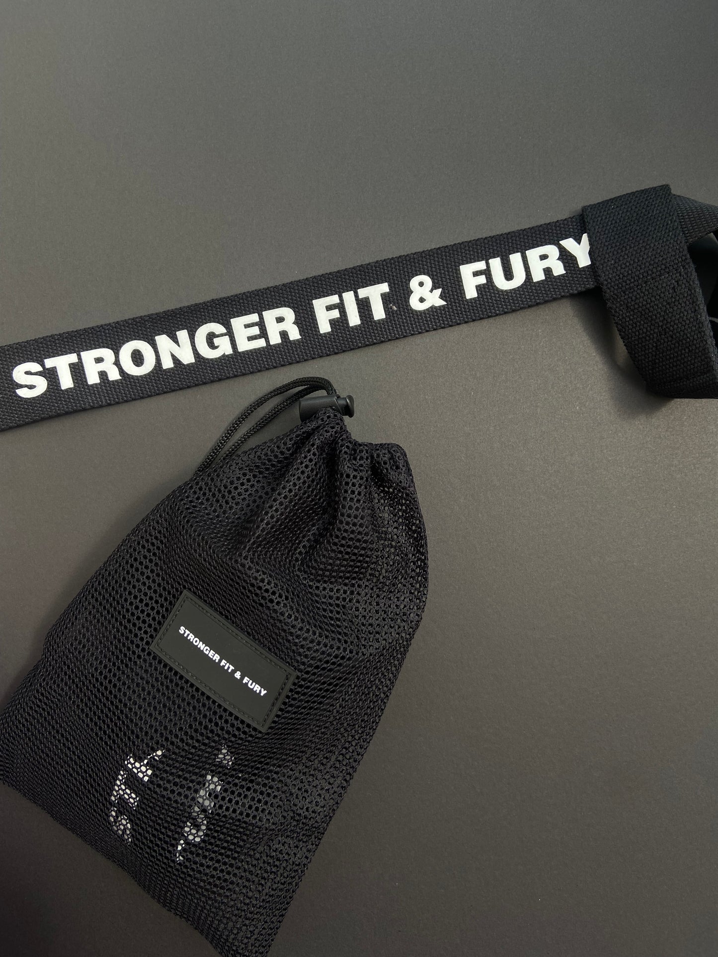Straps Deluxe - Colección Stronger negros