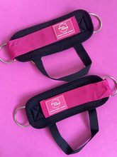 Cargar imagen en el visor de la galería, Ankle Straps 3PRO -Tobillera Polea baja Pro- Negro con Rosa Barbie
